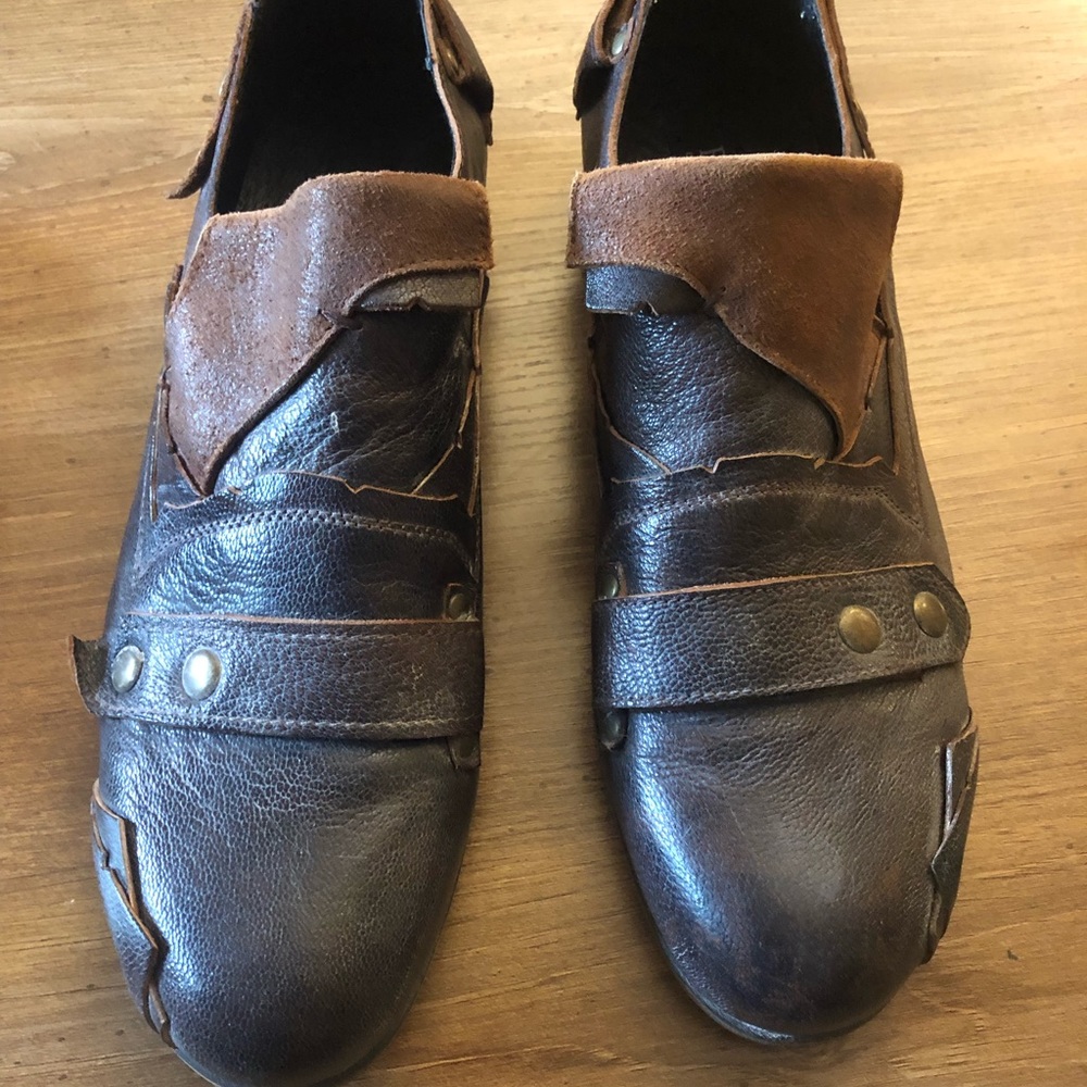 Rush leather shoes